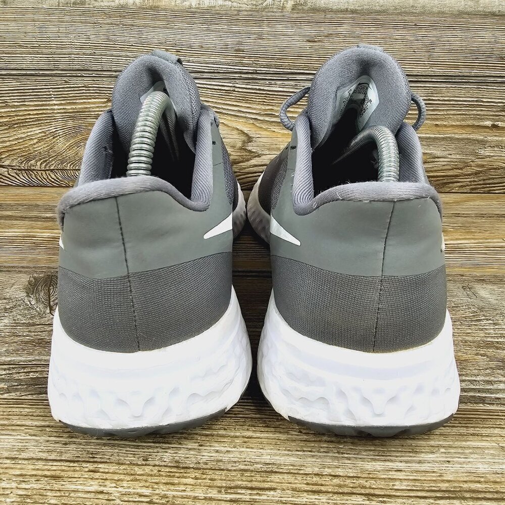 Nike Revolution Gray Sneakers Men's Size 8W - Picture 5 of 9